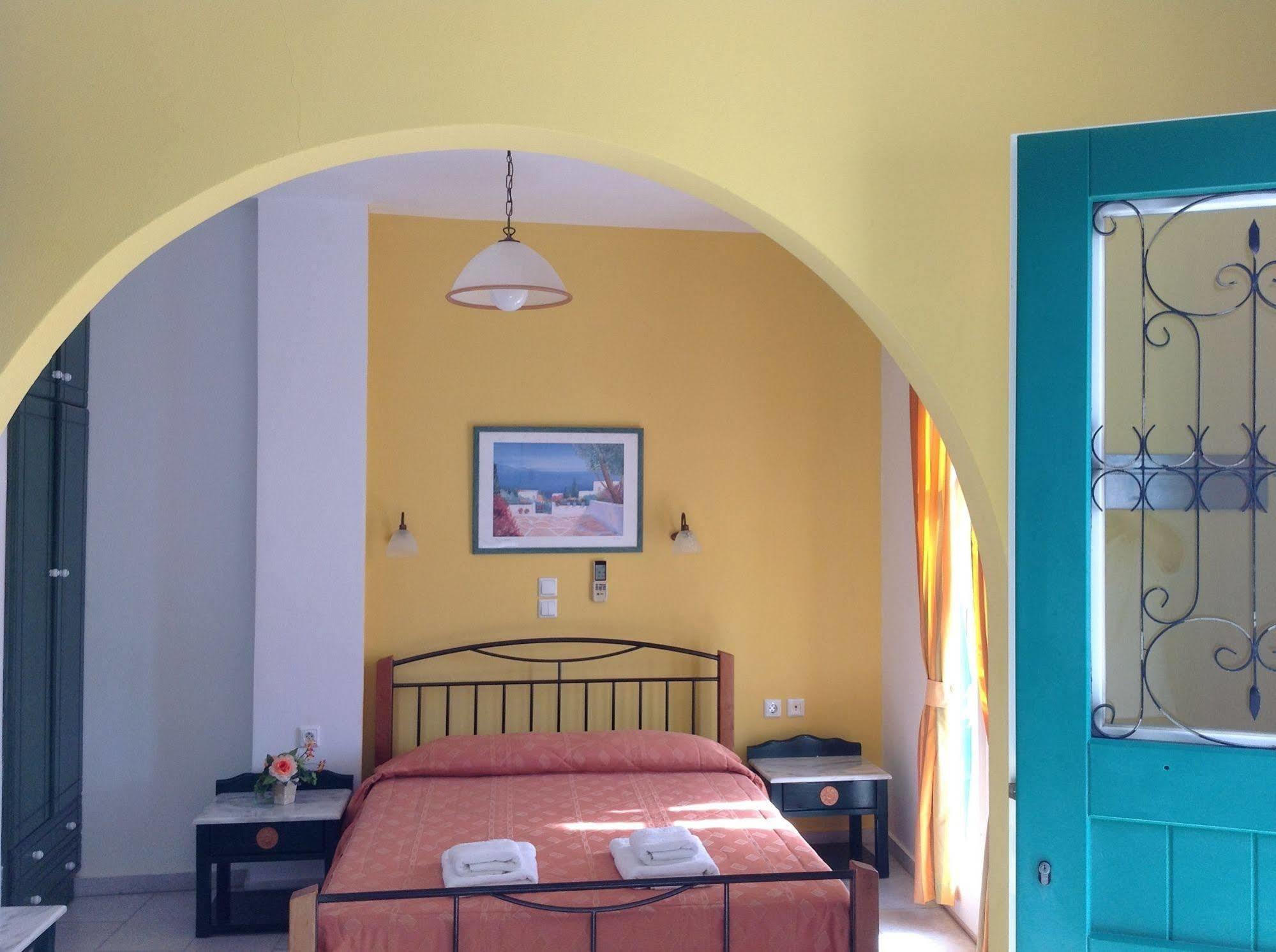 Aspasia Luxury Apartments Agia Anna  Exterior photo